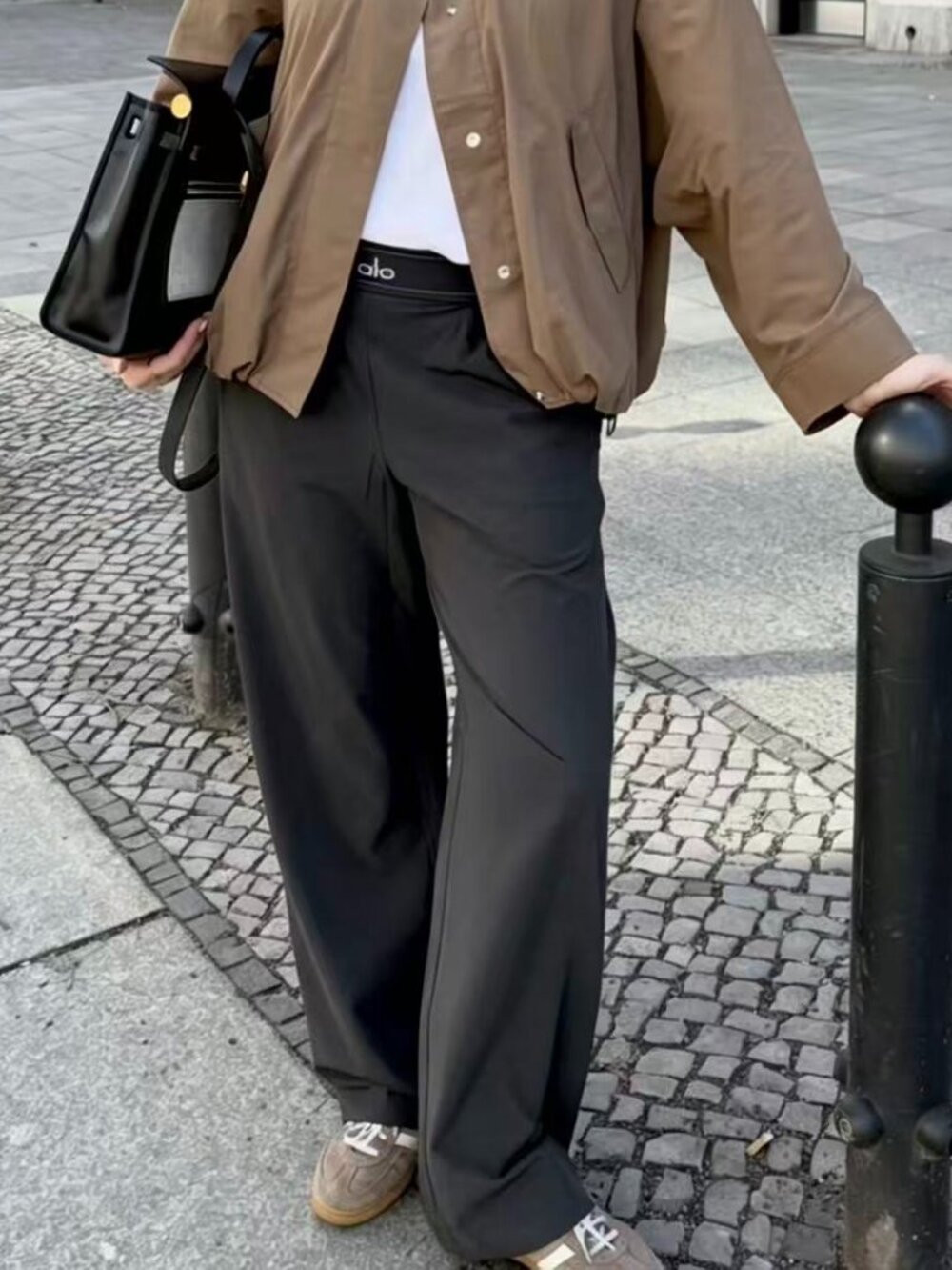 NWT😘Dark Grey ALO Yoga Suit Up Trouser🍓Casual/versatile pants (Regular)
